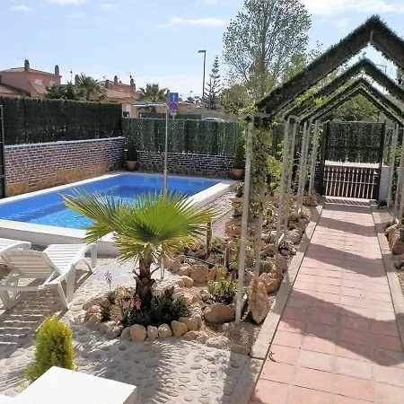 Vacaciones Ideales: Casa Cerca Del Mar Con Piscina Privada, Wifi, Aire Opcional Y Mascotas Bienvenidas - Es-184-34 Holiday home Riumar